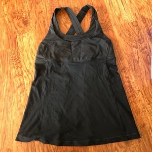 Lululemon black cross back tank